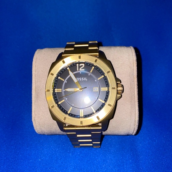 Never worn ! - Picture 2 of 2